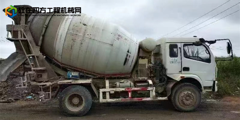 https://images.tongzsf.com/tong/truck_machine/20230110/163bd07ec91b49.jpg