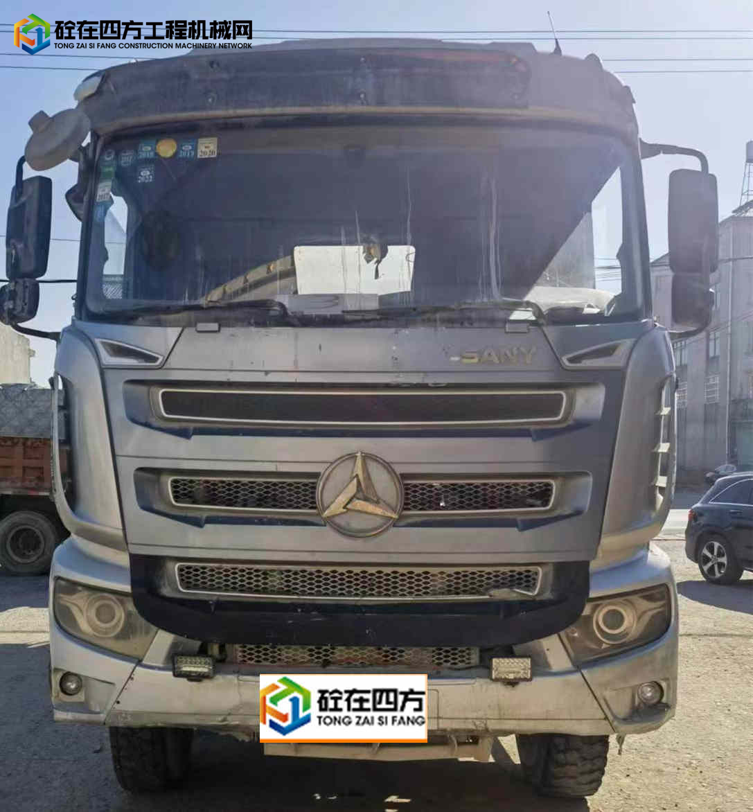 https://images.tongzsf.com/tong/truck_machine/20230131/163d882bfb83e1.jpg