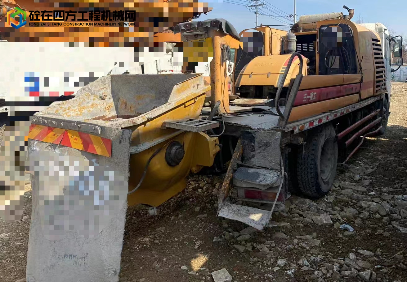 https://images.tongzsf.com/tong/truck_machine/20230201/163da00c70c2fd.jpg