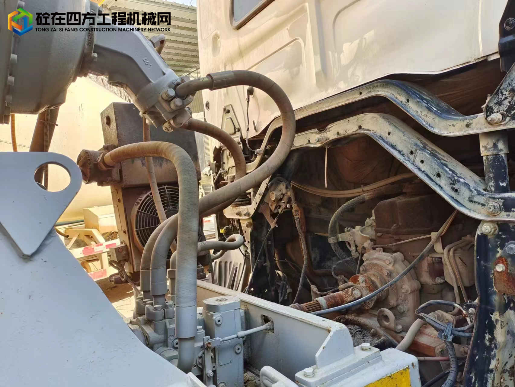 https://images.tongzsf.com/tong/truck_machine/20230202/163db2022e36cb.jpg