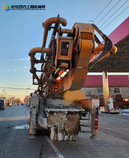 https://images.tongzsf.com/tong/truck_machine/20230202/163db6ccc2f32a.jpg
