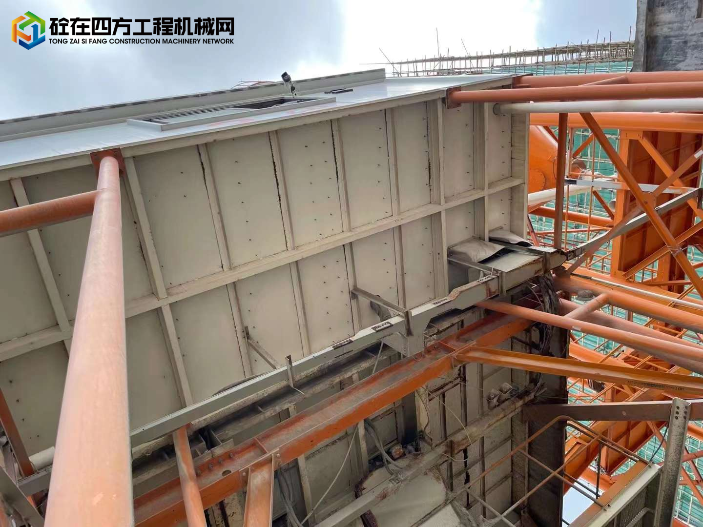 https://images.tongzsf.com/tong/truck_machine/20230206/163e0c36a4199a.jpg