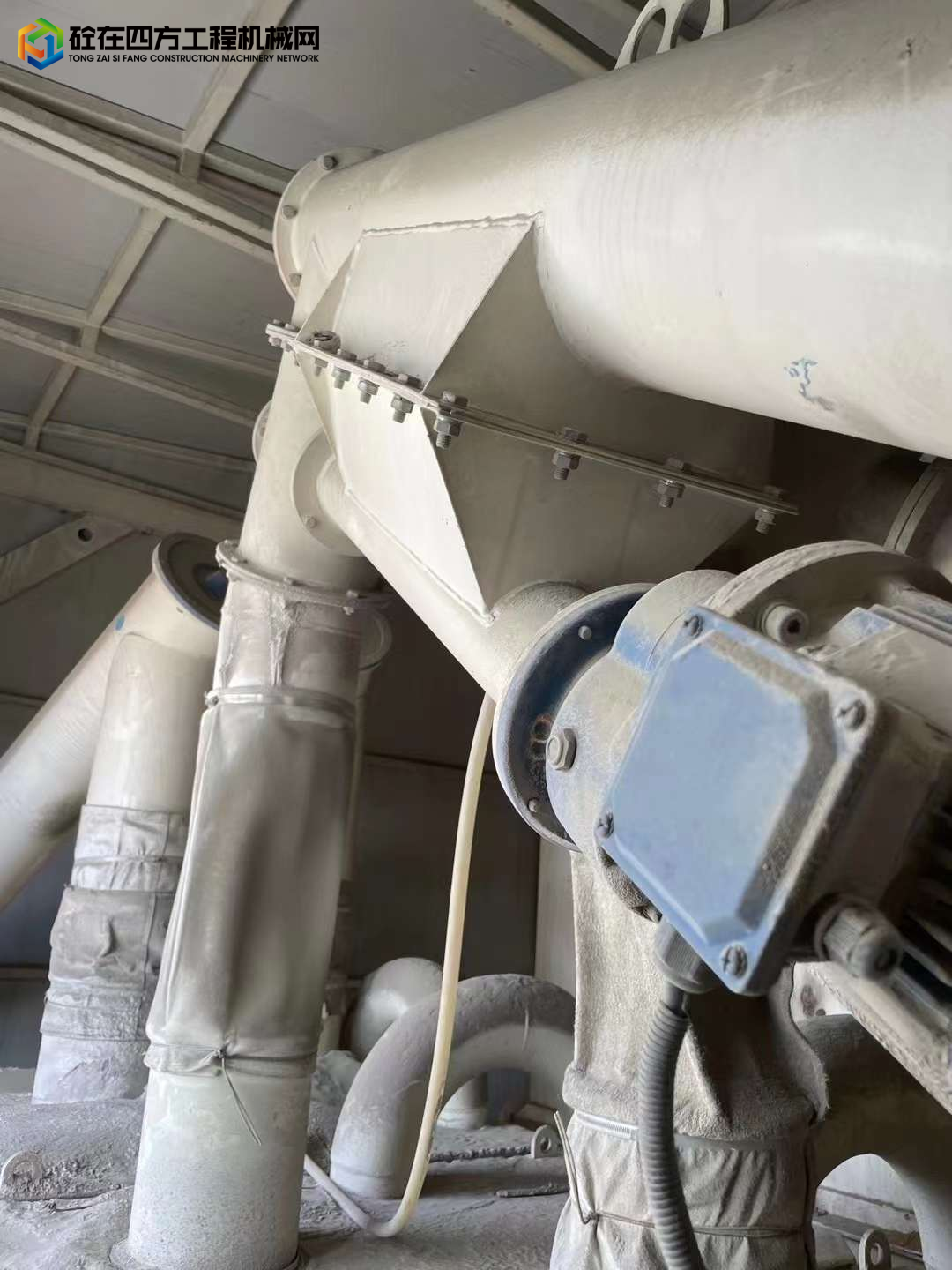 https://images.tongzsf.com/tong/truck_machine/20230206/163e0c36fc002d.jpg