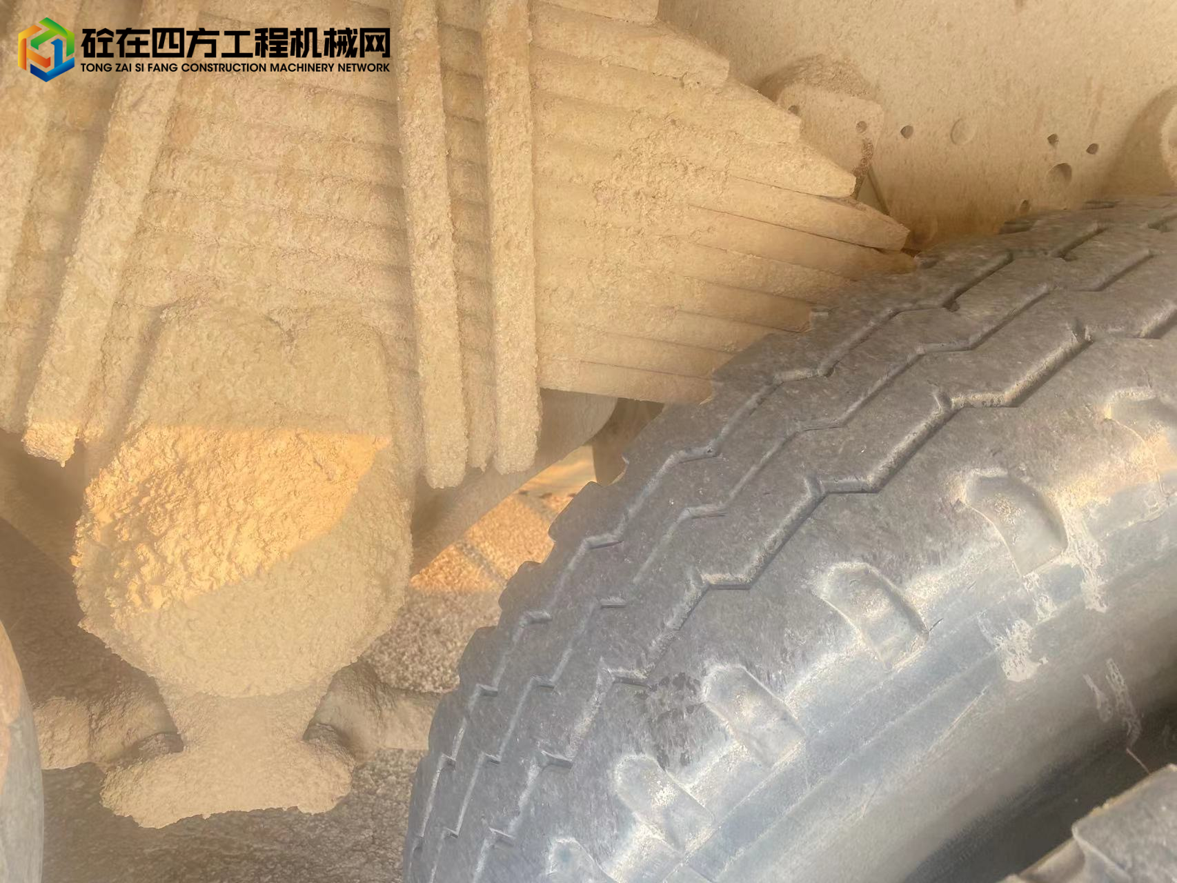 https://images.tongzsf.com/tong/truck_machine/20230207/163e213622ca1a.jpg