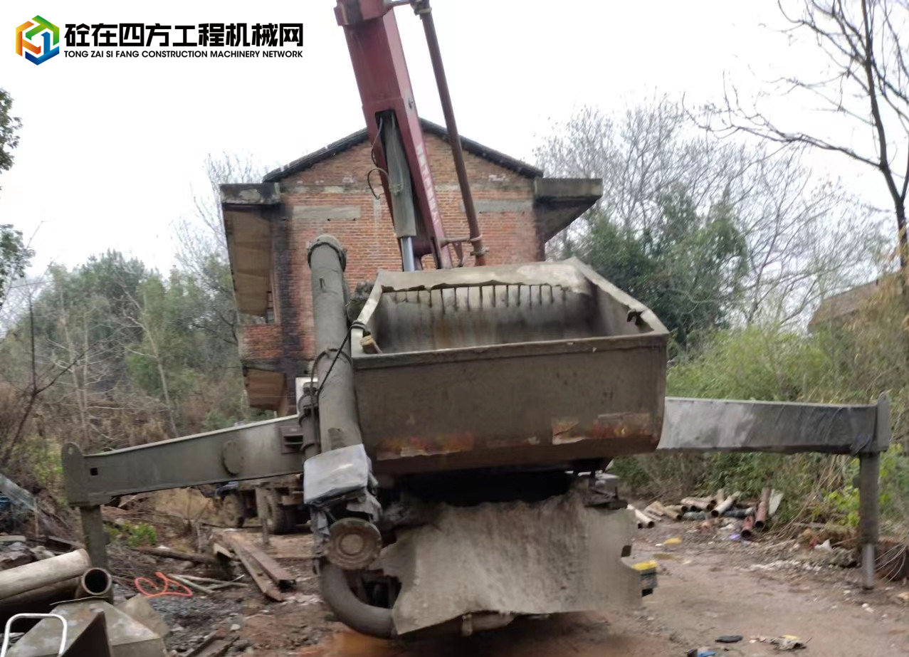 https://images.tongzsf.com/tong/truck_machine/20230210/163e5bdb18cd8b.jpg