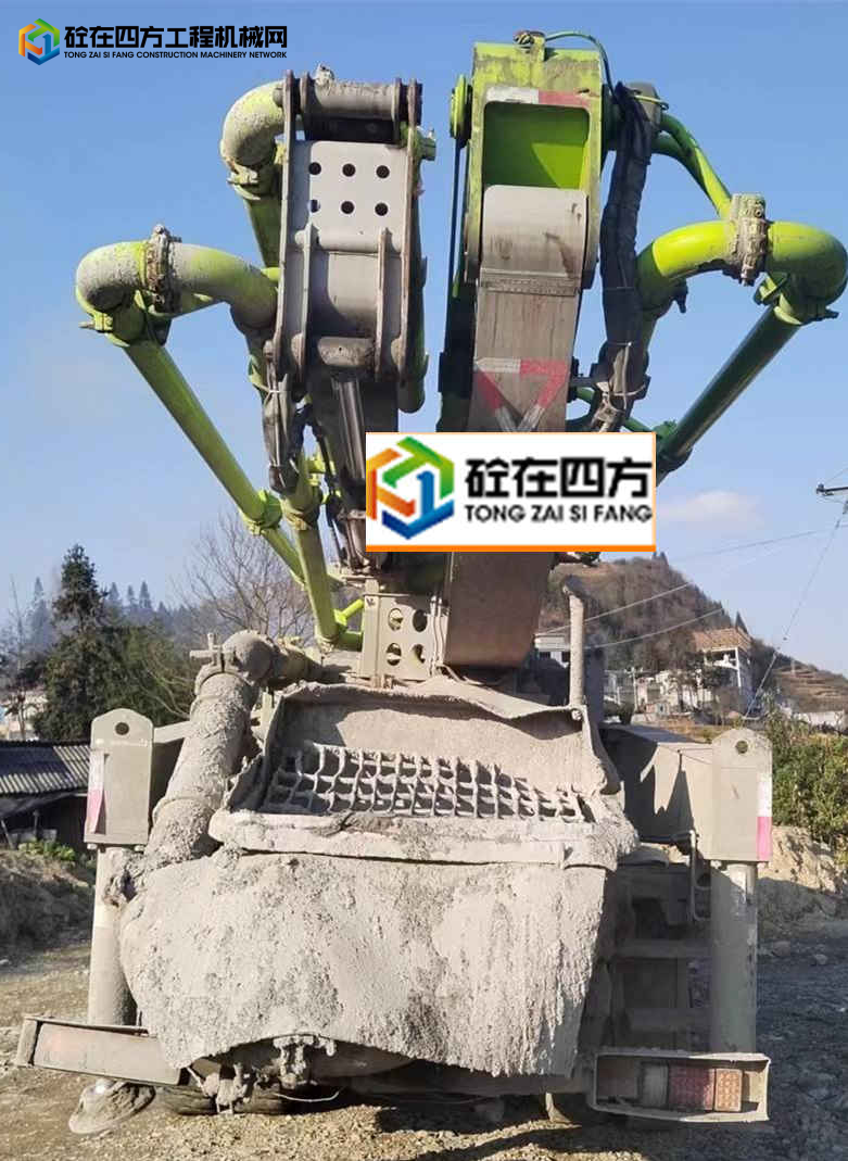 https://images.tongzsf.com/tong/truck_machine/20230214/163eb507e768a7.jpg