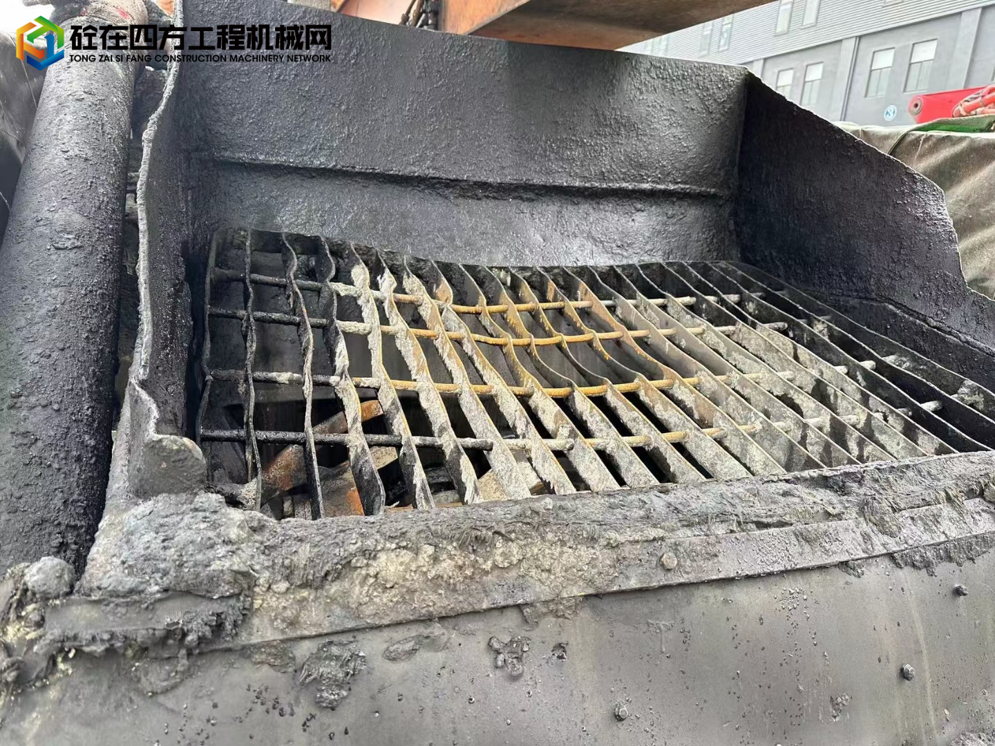 https://images.tongzsf.com/tong/truck_machine/20230215/163ecd46bd90a7.jpg