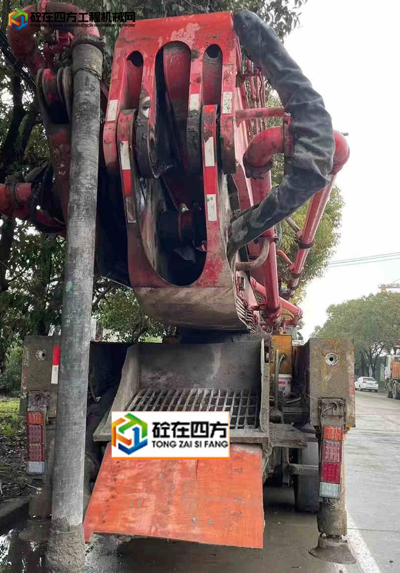 https://images.tongzsf.com/tong/truck_machine/20230216/163ed938bbfecd.jpg