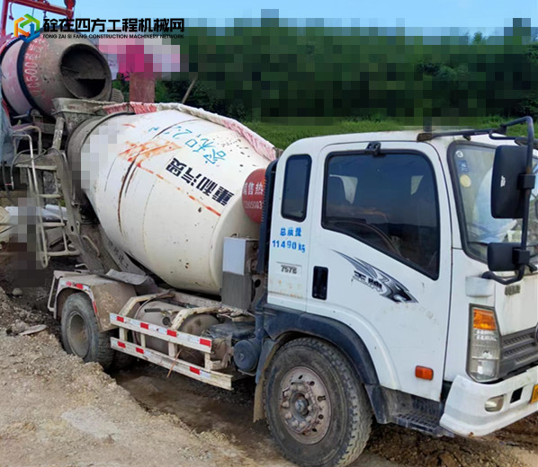 https://images.tongzsf.com/tong/truck_machine/20230217/163ef3b22d4fd2.jpg