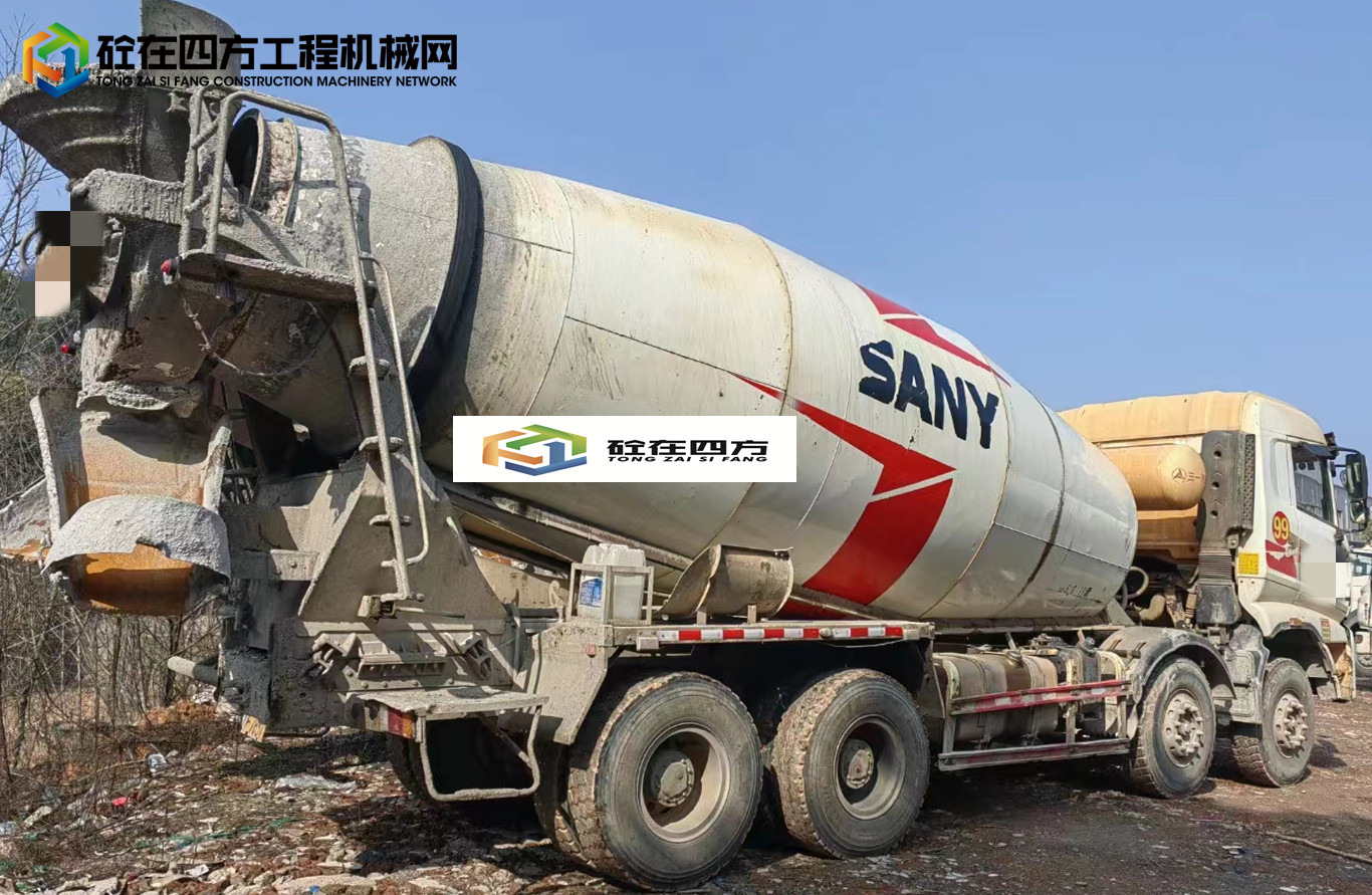 https://images.tongzsf.com/tong/truck_machine/20230220/163f2c2a6bfcc7.jpg