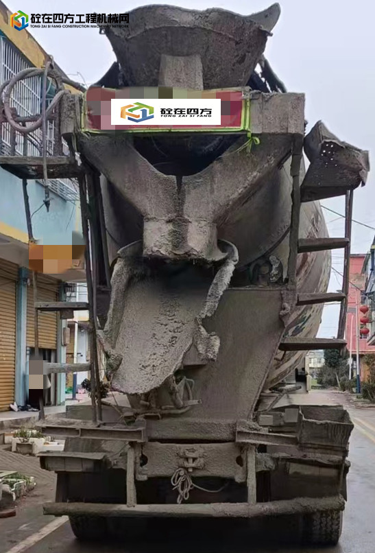 https://images.tongzsf.com/tong/truck_machine/20230220/163f2c2f164c8d.jpg