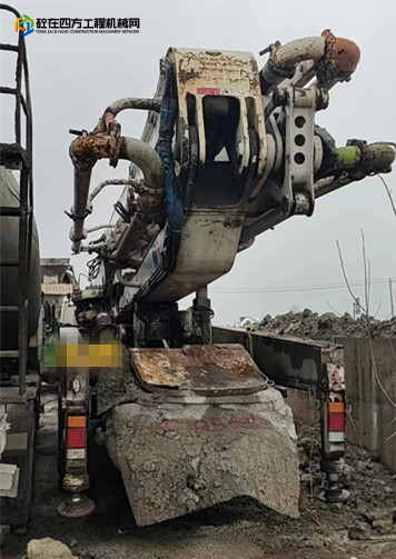 https://images.tongzsf.com/tong/truck_machine/20230220/163f31836aa65f.jpg