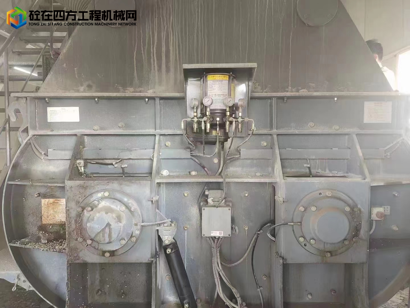 https://images.tongzsf.com/tong/truck_machine/20230220/163f32cc744f7c.jpg
