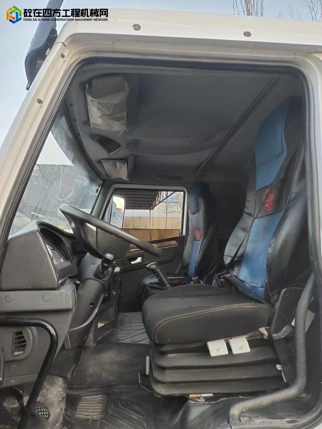 https://images.tongzsf.com/tong/truck_machine/20230222/163f57efbeed1e.jpg