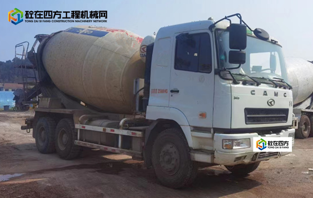 https://images.tongzsf.com/tong/truck_machine/20230222/163f5c60c3dfe3.jpg