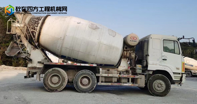 https://images.tongzsf.com/tong/truck_machine/20230224/163f81c4bc0b61.jpg