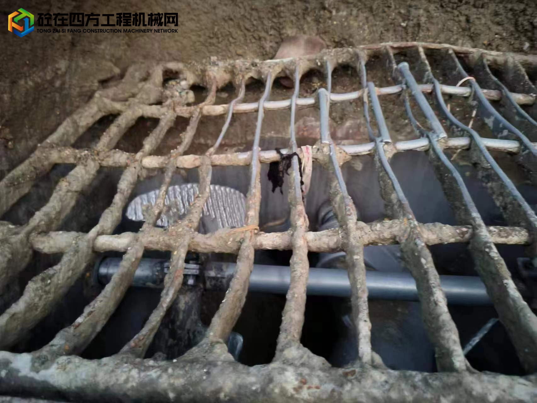 https://images.tongzsf.com/tong/truck_machine/20230224/163f81d68475d2.jpg