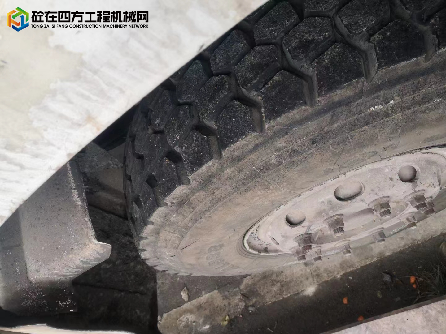 https://images.tongzsf.com/tong/truck_machine/20230225/163f96d8a78c3d.jpg