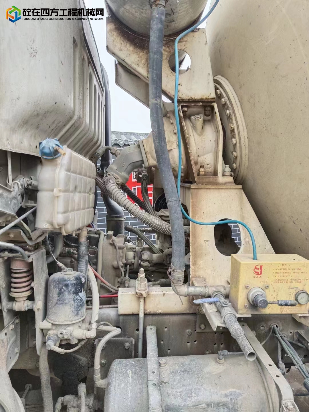 https://images.tongzsf.com/tong/truck_machine/20230225/163f9a4d5d29cc.jpg