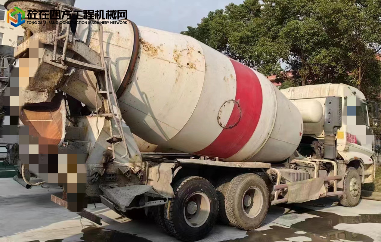 https://images.tongzsf.com/tong/truck_machine/20230225/163f9d5f1d5d07.jpg