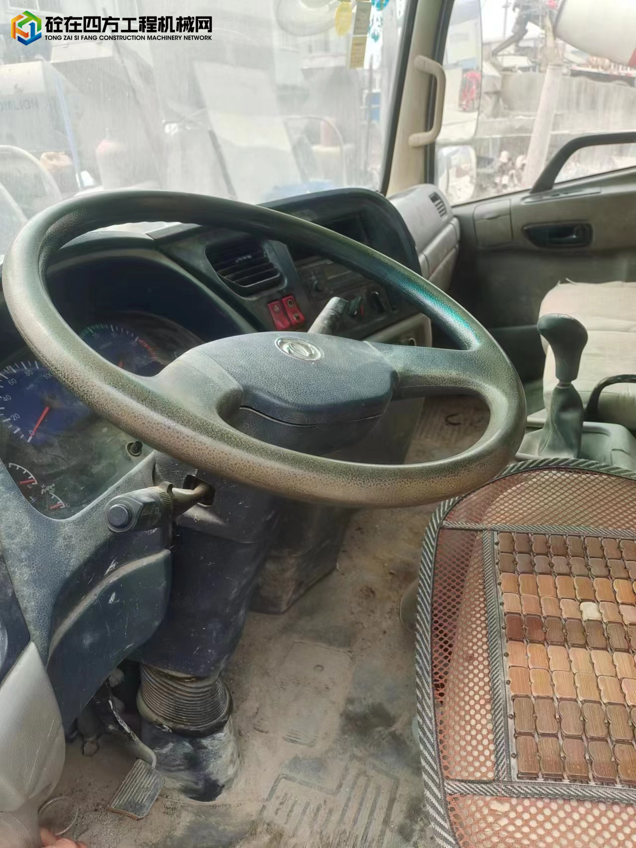 https://images.tongzsf.com/tong/truck_machine/20230227/163fc18e27effb.jpg