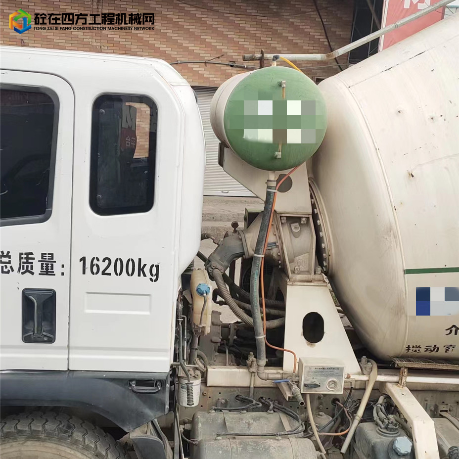 https://images.tongzsf.com/tong/truck_machine/20230228/163fdb0da8fea2.jpg