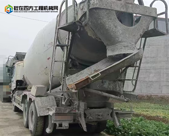 https://images.tongzsf.com/tong/truck_machine/20230302/163fffb1fe3ef6.jpg