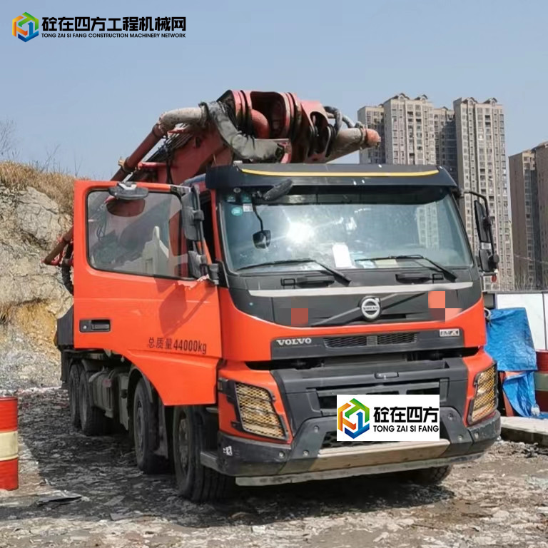 https://images.tongzsf.com/tong/truck_machine/20230303/1640165bfa7bec.jpg