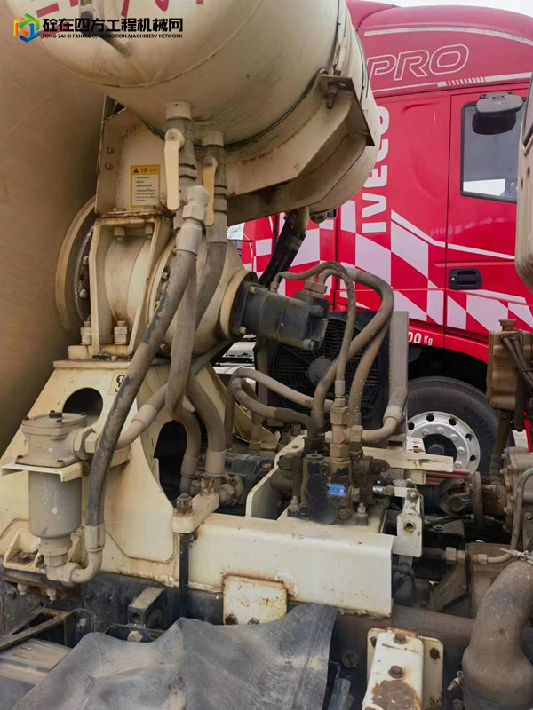 https://images.tongzsf.com/tong/truck_machine/20230303/164019637bee50.jpg
