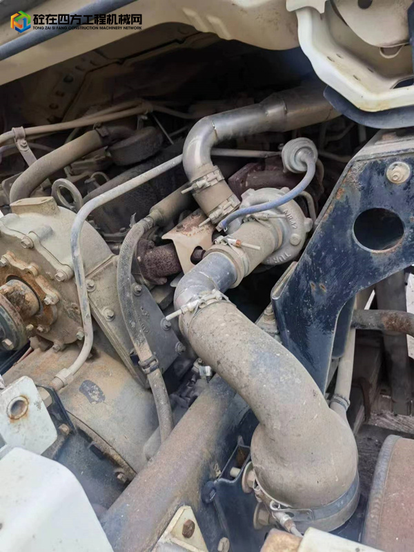 https://images.tongzsf.com/tong/truck_machine/20230303/164019638c7d31.jpg