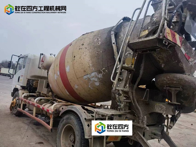 https://images.tongzsf.com/tong/truck_machine/20230303/16401963b4879e.jpg