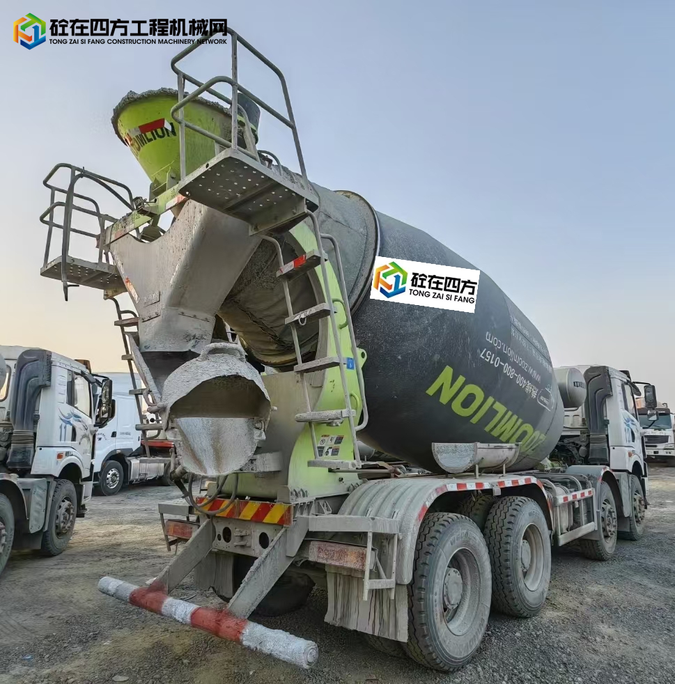 https://images.tongzsf.com/tong/truck_machine/20230303/16401ff9f5387d.jpg