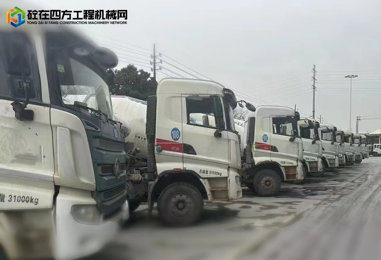 https://images.tongzsf.com/tong/truck_machine/20230306/164055d0d4afe6.jpg