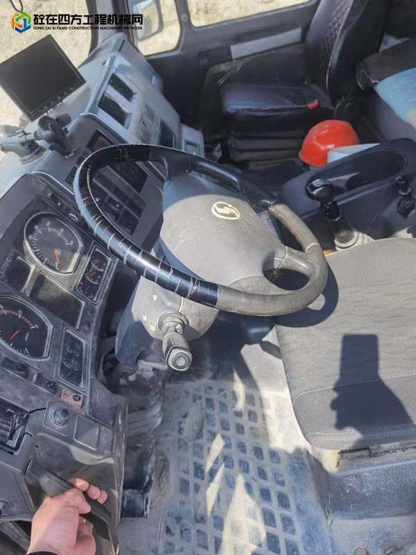 https://images.tongzsf.com/tong/truck_machine/20230306/1640563b64541b.jpg