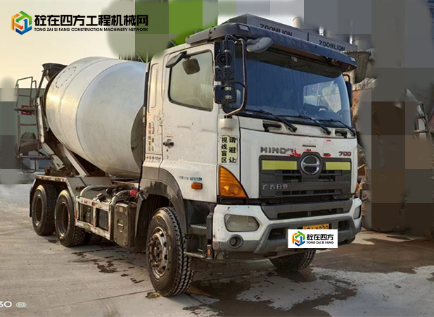 https://images.tongzsf.com/tong/truck_machine/20230306/1640564fe5631d.jpg