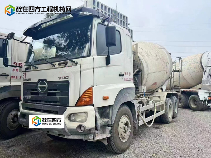 https://images.tongzsf.com/tong/truck_machine/20230306/1640565060662e.jpg