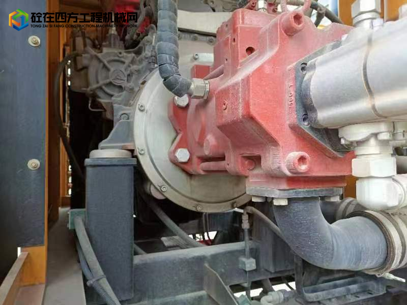 https://images.tongzsf.com/tong/truck_machine/20230306/164058e5daeb05.jpg