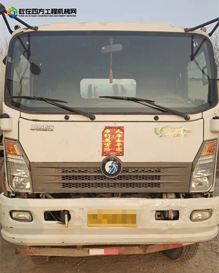 https://images.tongzsf.com/tong/truck_machine/20230307/16406f04d18511.jpg