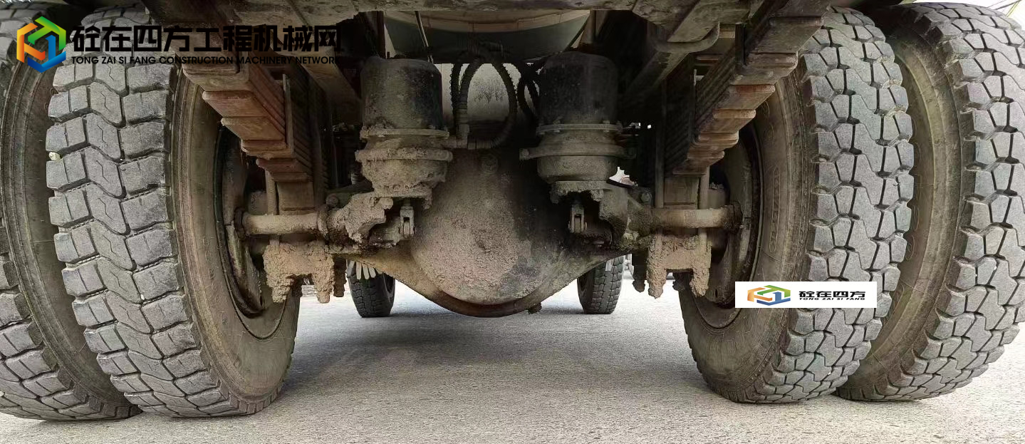 https://images.tongzsf.com/tong/truck_machine/20230307/16406f7db3cbc3.jpg