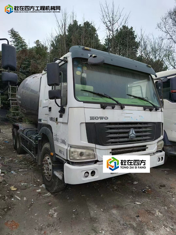 https://images.tongzsf.com/tong/truck_machine/20230309/164095b61e96b6.jpg