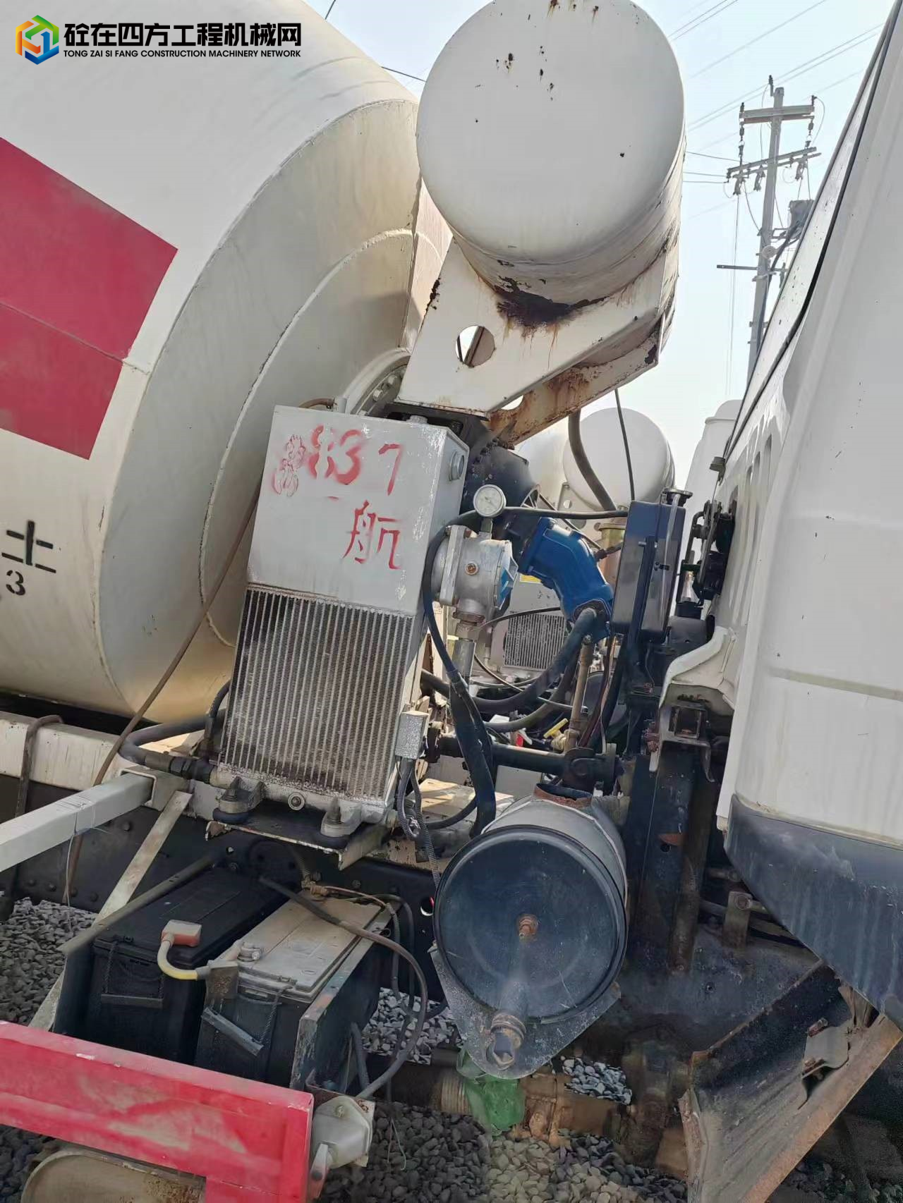 https://images.tongzsf.com/tong/truck_machine/20230310/1640a9c4a40c78.jpg