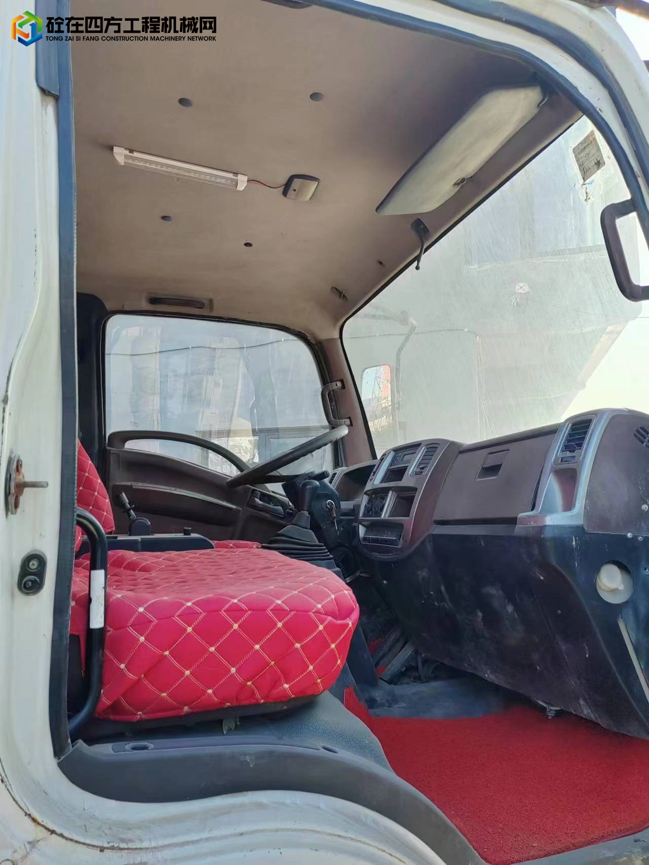 https://images.tongzsf.com/tong/truck_machine/20230310/1640ad55823f68.jpg