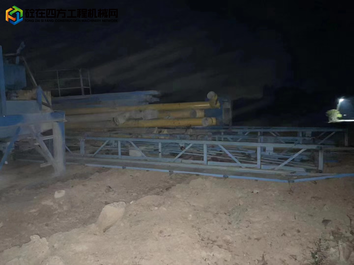 https://images.tongzsf.com/tong/truck_machine/20230311/1640c32ed31a3c.jpg