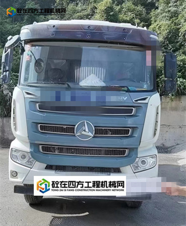 https://images.tongzsf.com/tong/truck_machine/20230311/1640c3f8f851d4.jpg