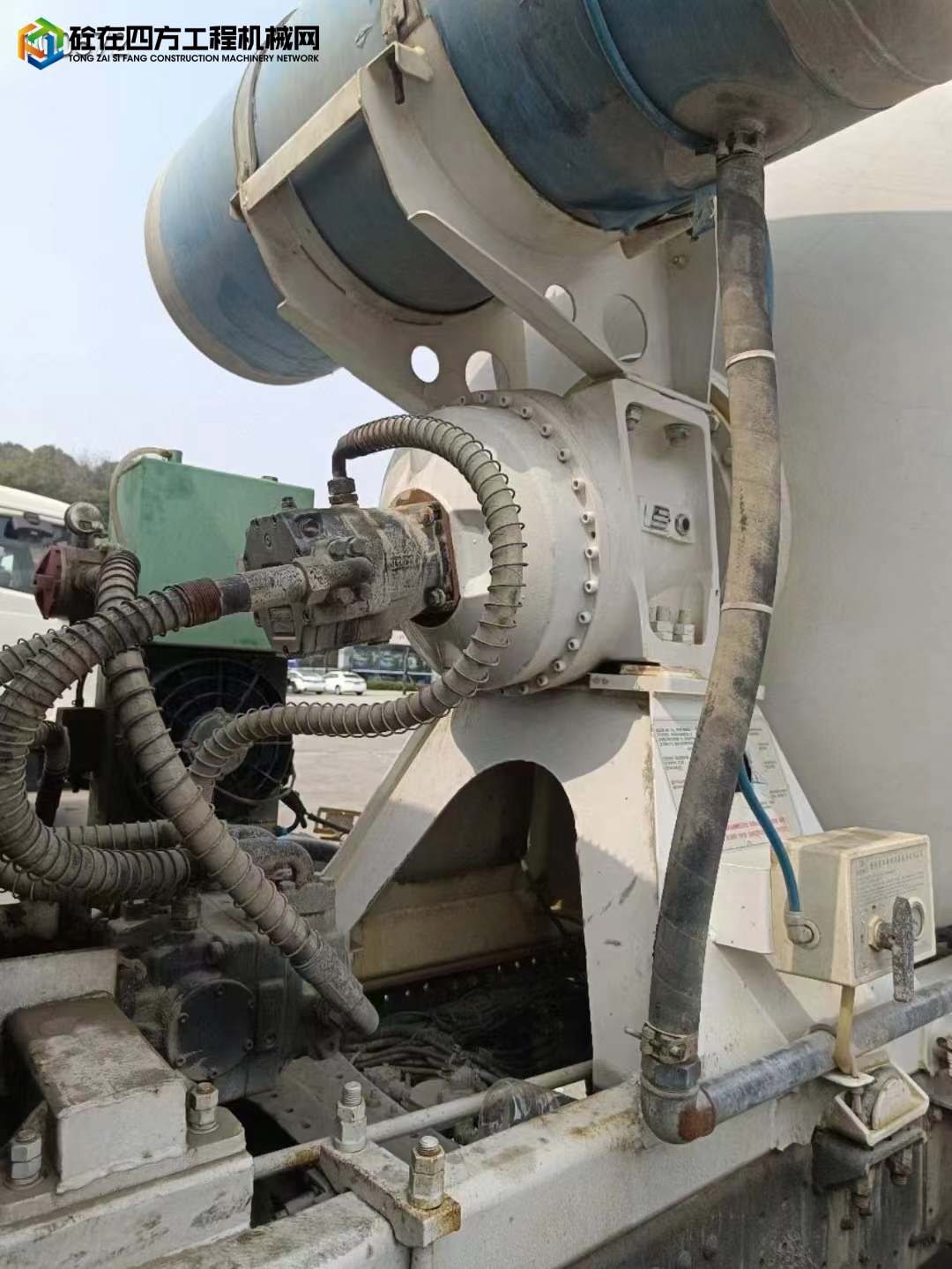 https://images.tongzsf.com/tong/truck_machine/20230313/1640e84b724dbc.jpg