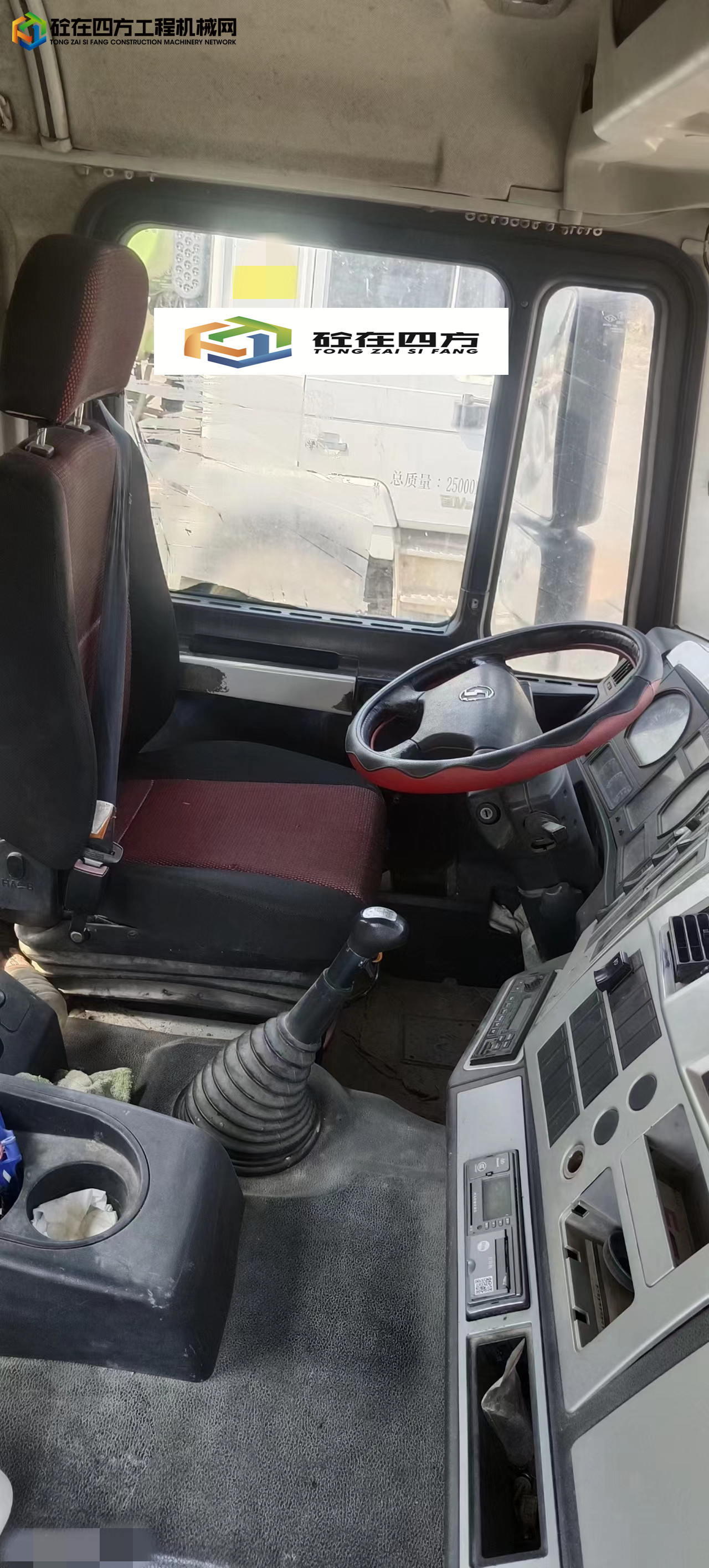 https://images.tongzsf.com/tong/truck_machine/20230313/1640e9df7c0c5c.jpg