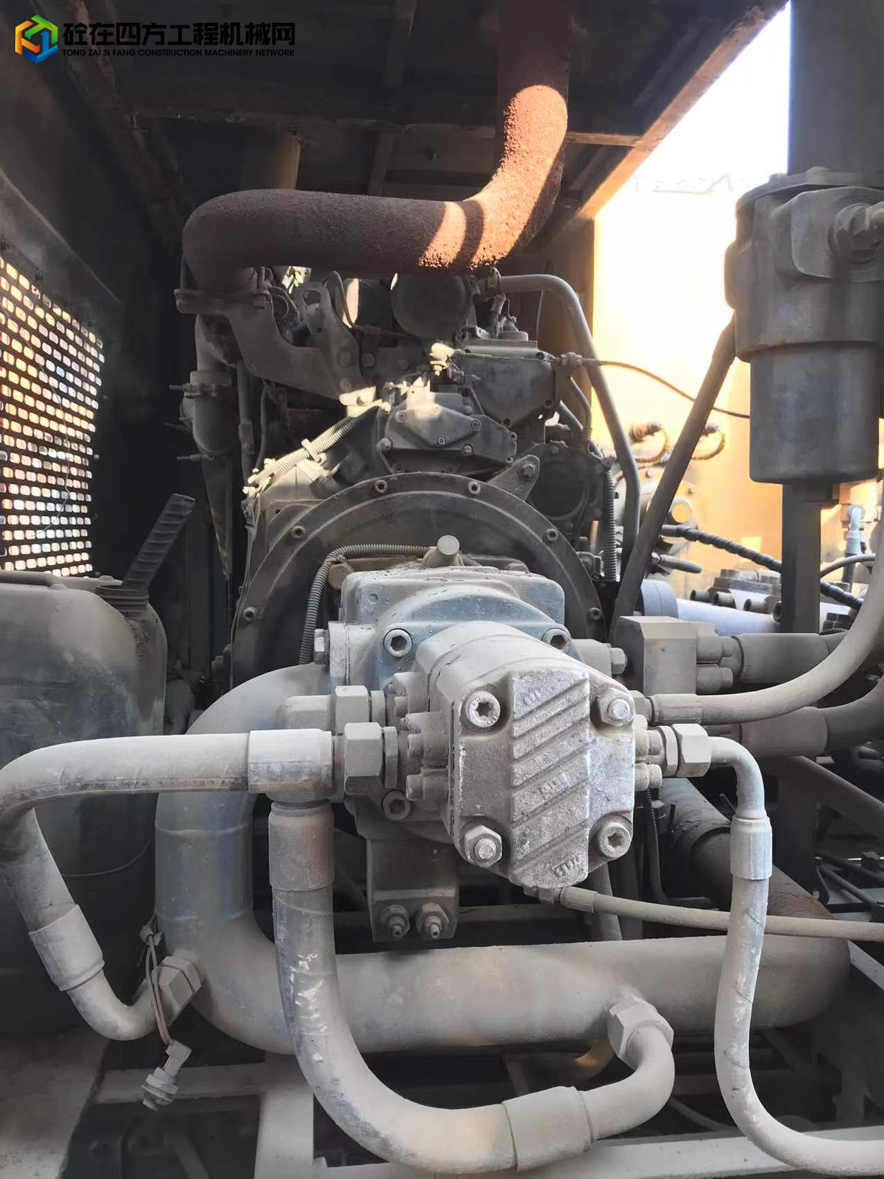 https://images.tongzsf.com/tong/truck_machine/20230313/1640edbe5a586d.jpg
