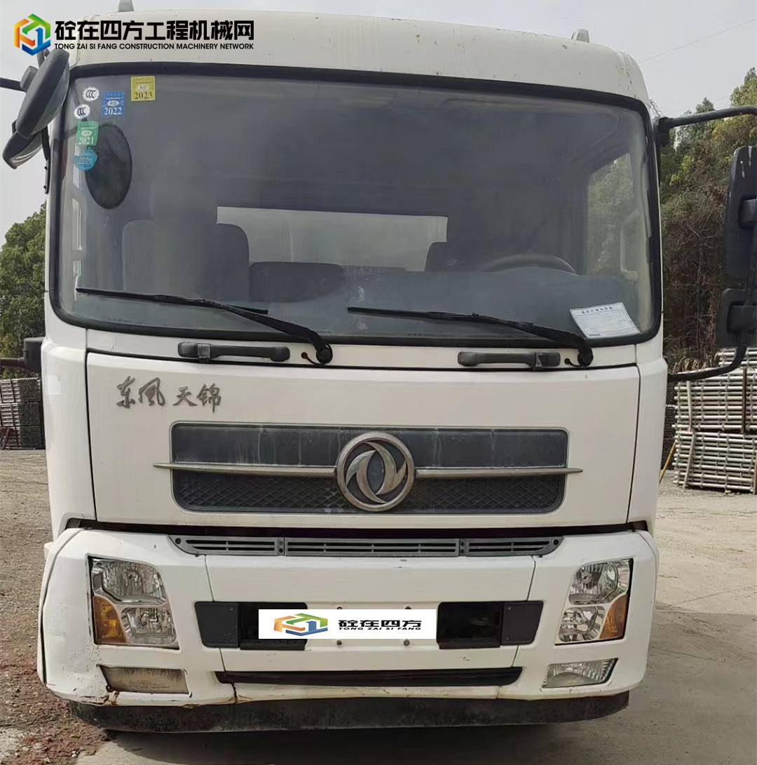 https://images.tongzsf.com/tong/truck_machine/20230317/16413cba4ac8c5.jpg
