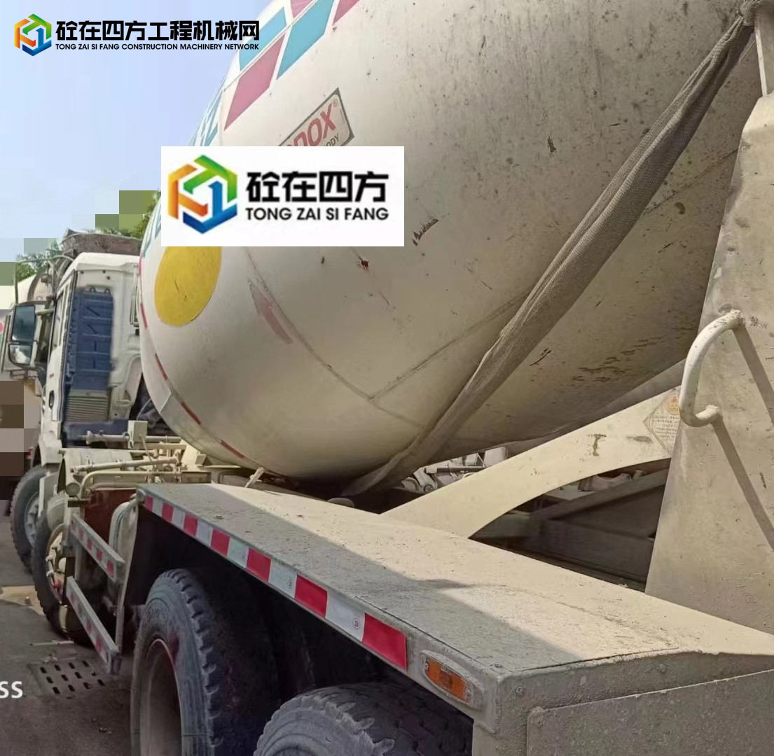 https://images.tongzsf.com/tong/truck_machine/20230317/16413d6dec07d5.jpg