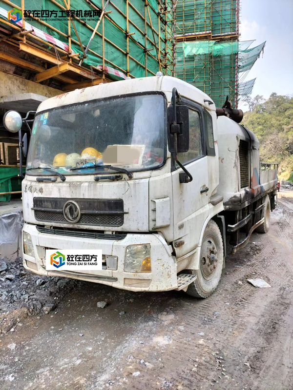 https://images.tongzsf.com/tong/truck_machine/20230317/164141d6f40dd2.jpg